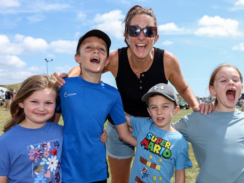 Lynda Potter with, from left, Rose, 6, Toby, 8, George, 6 and Harriet, 9.
Picture: Chris Moorhouse (220625-16)