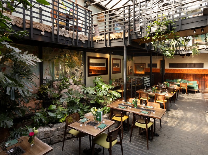 The Ubiquitous Chip is an iconic restaurant out in the West End. So much more than just a restaurant it offers up some of the best Scottish cuisine that can be found across Glasgow.