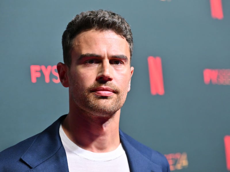 A relatively recent tip to play 007, Divergent series star Theo James' name hadn't been mentioned until a few months ago. Recently in cinemas starring in horror film 'The Monkey', he's now 7/2 second favourite. He's drifted out slightly in recent months though, having been a lowly priced as 2/1 at one point. Critically acclaimed for his performance in the television series 'The White Lotu's, he also recently played the lead role in Guy Ritchie's action comedy series 'The Gentlemen'.