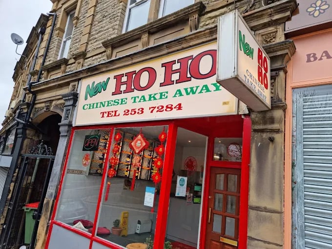 New Ho Ho, located in Queen Street, Morley, has a 4.4/5 Google reviews and 5/5 Food Hygiene rating.