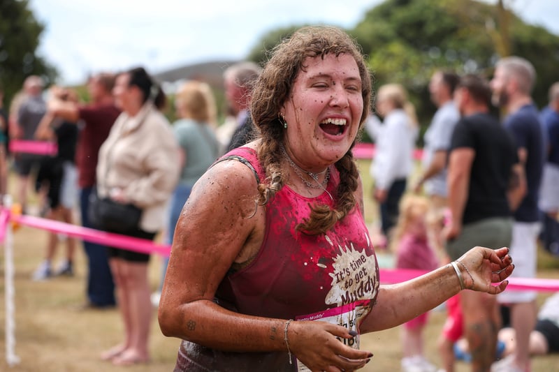 37 fantastically muddy pictures of ‘Pretty Muddy’ fundraisers on ...