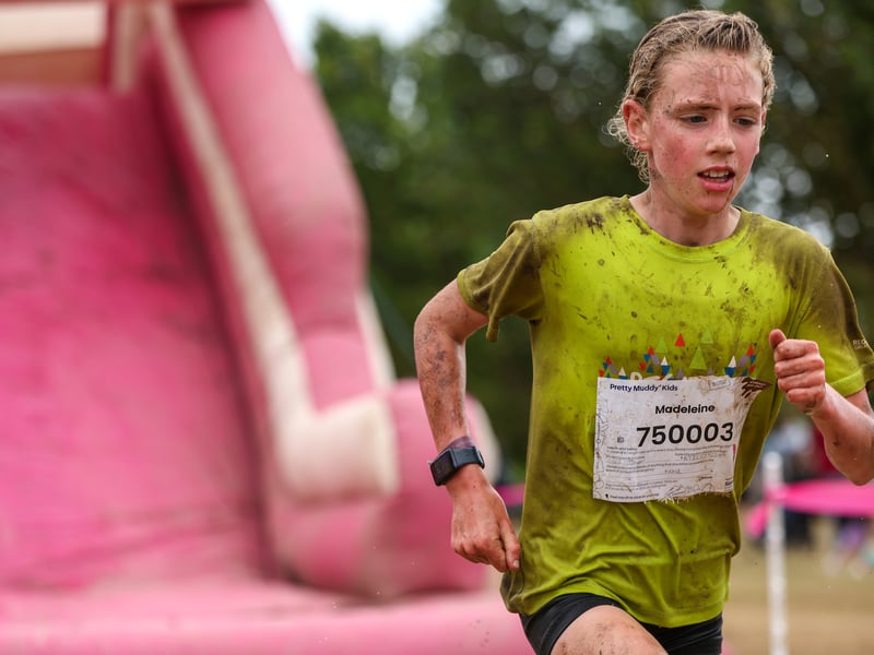 Leader with less than 500m to the finish. 
Picture: Chris Moorhouse (280625-018)