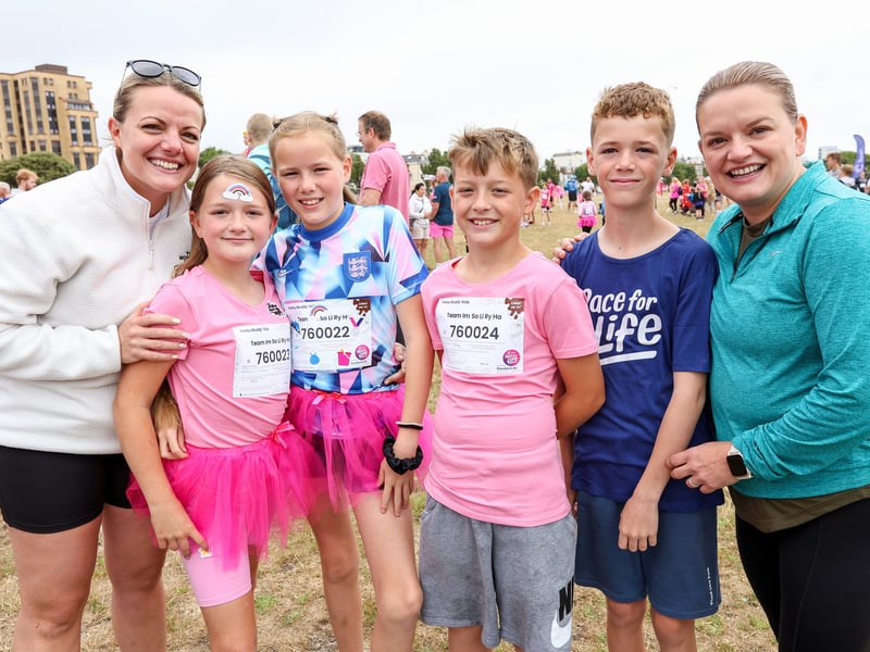 From left, Laura Morris, Sophie, 10, Olivia, 10, Ray, 10, harry, 10 and Rebekah Lemon.
Picture: Chris Moorhouse (280625-004)