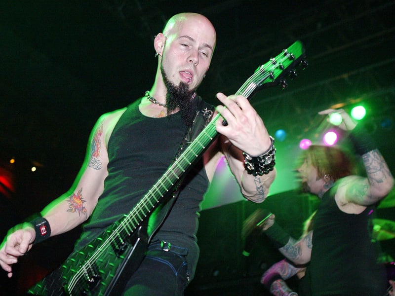 Prepare for a heavy night as Drowning Pool, joined by Spineshank and (Hed) PE, take the stage at Nightrain in Bradford on November 14, 2025. This triple bill promises an intense evening of hard-hitting rock and metal. 📍 7, 17 Queensgate, Bradford BD1 1RB