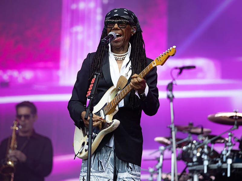 Get ready to dance the night away as the legendary Nile Rodgers and CHIC bring their incredible disco and funk grooves to The Piece Hall in Halifax on August 29, 2025. This is a true celebration of timeless feel-good music. 📍 Blackledge, Halifax HX1 1RE 