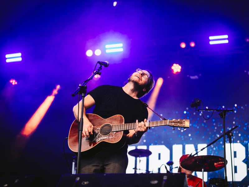 British indie-folk duo Turin Brakes are known for their beautiful harmonies and acoustic-driven songs. Their live show is a warm, intimate, and captivating experience. 📍 Saint Luke’s, 17 Bain Street, Glasgow, G40 2JZ