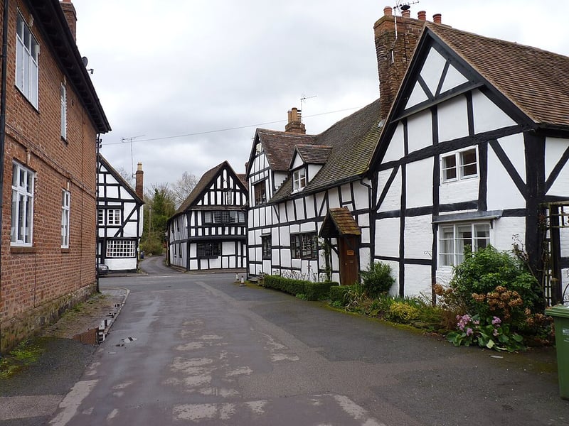 A stunning chocolate-box village just 10 minutes from worcester city centre, Ombersley is a quaint little village with some great pubs and stunning timber frame buildings