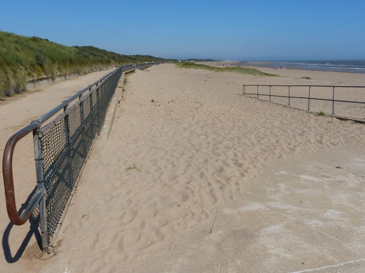 Just north of the popular seaside town of Indolgmells is Chapel St Leonards. A mix of sand and shingle, the beach isn't usually as busy as other spots along the Lincolnshire coast. A visit to Chapel St Leonards can be enhanced by hiring one of the charming beach huts along the seafront. 