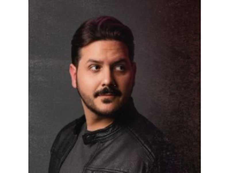 "Ignacio Lopez creates an hour of blisteringly funny stand-up right in front of your very eyes! Mining his unique and hilarious upbringing, as well as suggestions from the audience, Ignacio crafts an intricate story of mystery and suspense from nothing." Hoots @ The Apex, July 31-August 8.