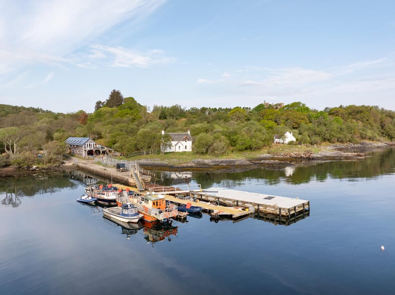 The North Pier with pontoons has capacity for 10 boats up to 40ft in length, and there is a further slipway by the South End House.