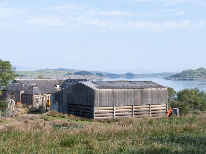 The ground floor of the boathouse includes a large workshop and communal dining room with a table which can be suspended above the floor and seats 36. There are also various store rooms, a laundry room and a power room. Close to Shuna Farmhouse, there is then a range of buildings which includes a general purpose shed, traditional buildings – one of which was originally a shop.