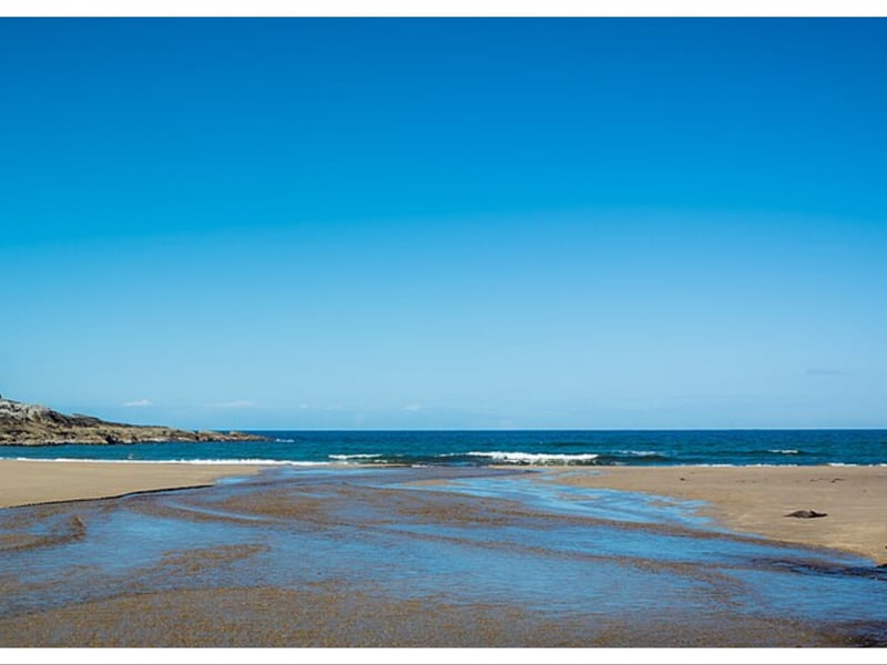 Located east of the village of Durness, this stunning beach is a popular spot for those exploring the North Coast 500 route.