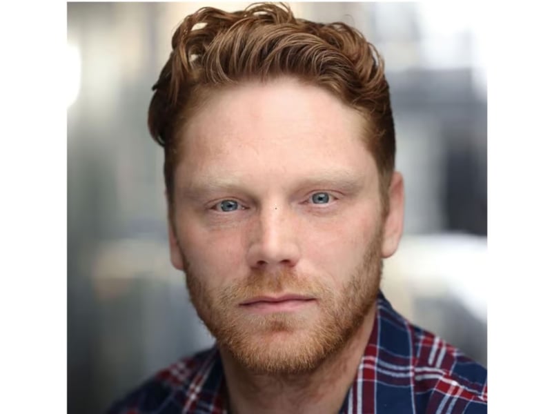 Relative unknown Scott Rose-Marsh has come from nowhere to become talked about at the next Bond - priced at 10/1. The BRIT School graduate is best known for Scott Rose-Marsh (born 1988) is a British actor.[1] He is known for playing Pete in S4C's 'Yr Amgueddfa', and Jerome in the BBC One series 'Chloe'.