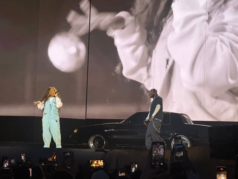 The pair finished with duet 'Gloria'.