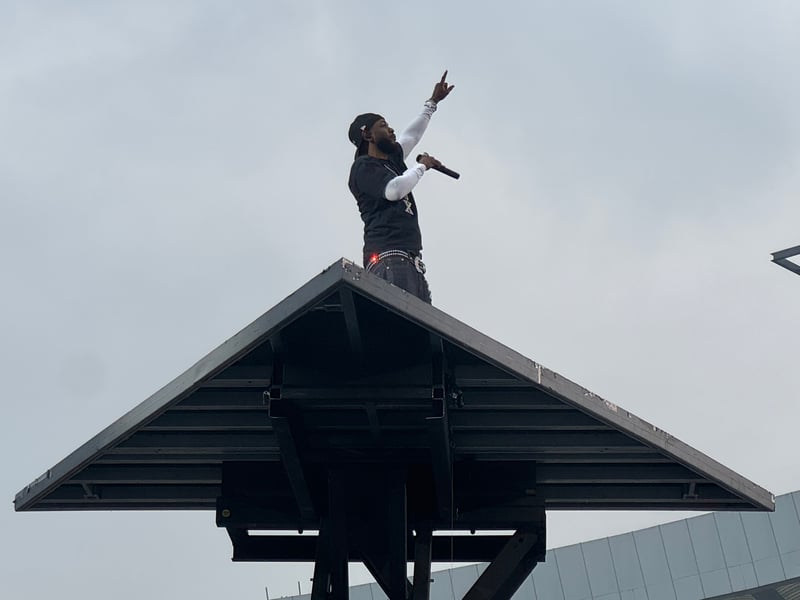 Part of the set was performed from hydraulic lifts,