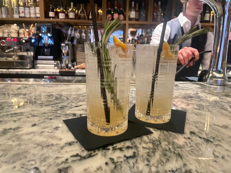 With an array of enticing cocktails and mocktails - from classics to some Banksia originals and a spritz collection - a carefully selected wine menu, spirits and soft drinks, whatever the occasion, guests will be spoilt for choice.