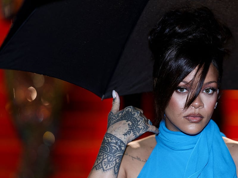 With an estimated net worth of a cool £1.4 billion, Umbrella star Rihanna is the second wealthiest pop star on the planet. Although she has made plenty from her voice, the majority of her fortune has come from her hugely successful Fenty Beauty Line.