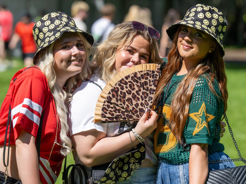Hats, fans and lots of water - all needed today