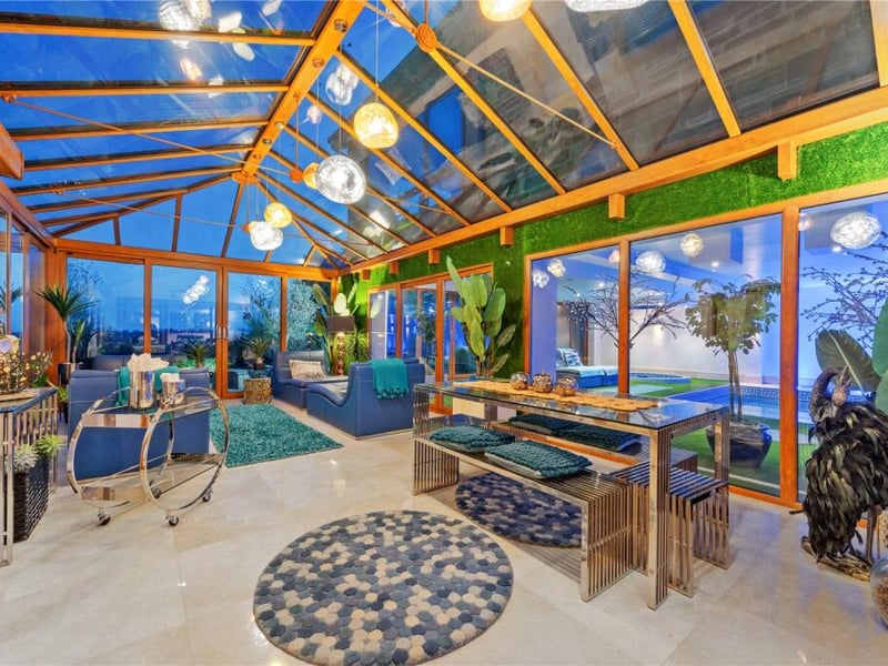 Sun room