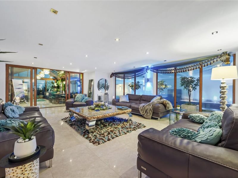 Reception room