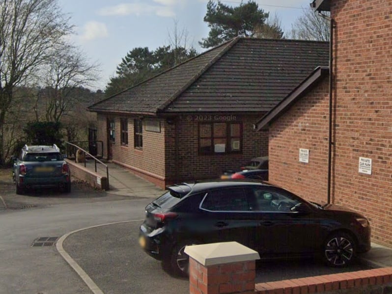 There were 263 survey forms sent out to patients at Kenneth MacRae Medical Centre in Rainford, St Helens. The response rate was 43%, with 113 patients rating their overall experience. Of these, 92% said it was very good and 8% said it was fairly good.
