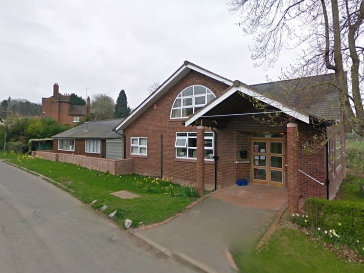 There were 244 survey forms sent out to patients at Knightwick Surgery in Knightwick, Worcester. The response rate was 46%, with 113 patients rating their overall experience. Of these, 91% said it was very good and 9% said it was fairly good.