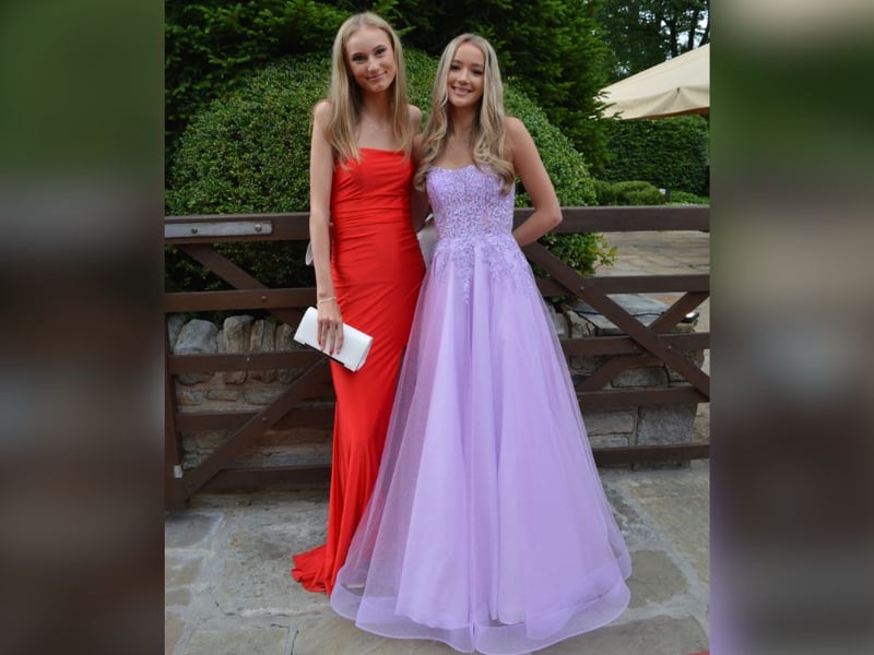 Looking lovely ladies