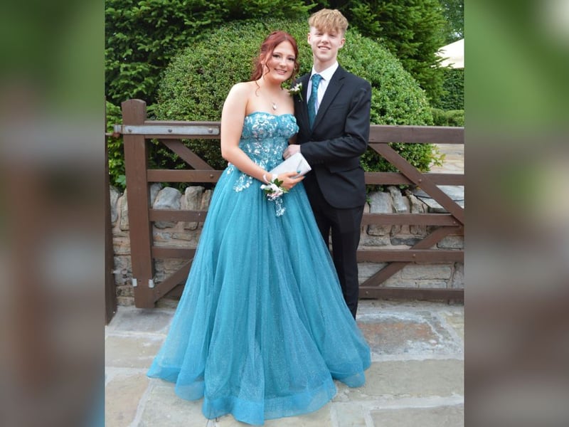 A colour-coordinated couple