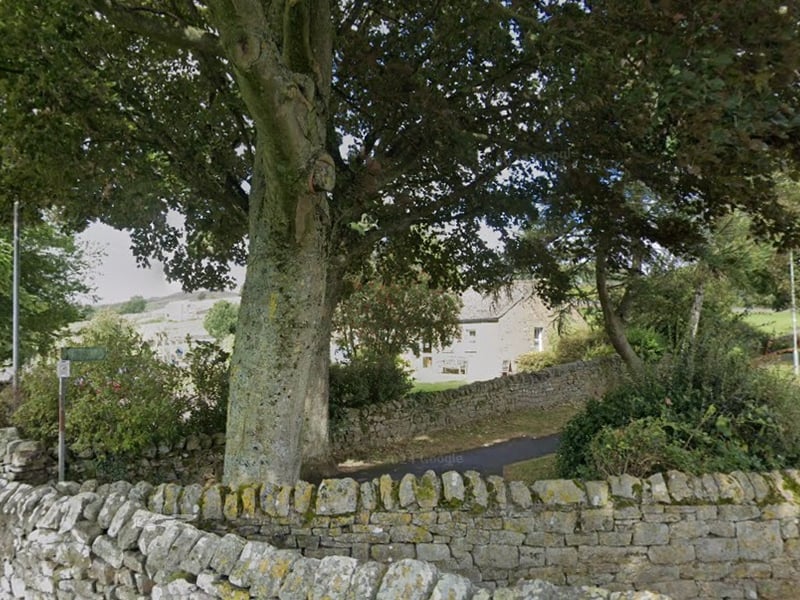 There were 391 survey forms sent out to patients at Reeth Medical Centre in Reeth, Richmond. The response rate was 55%, with 134 patients rating their overall experience. Of these, 83% said it was very good and 11% said it was fairly good.