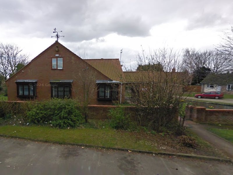 There were 251 survey forms sent out to patients at New Springwells Practice in Spring Wells, Billingborough. The response rate was 49%, with 124 patients rating their overall experience. Of these, 76% said it was very good and 16% said it was fairly good.
