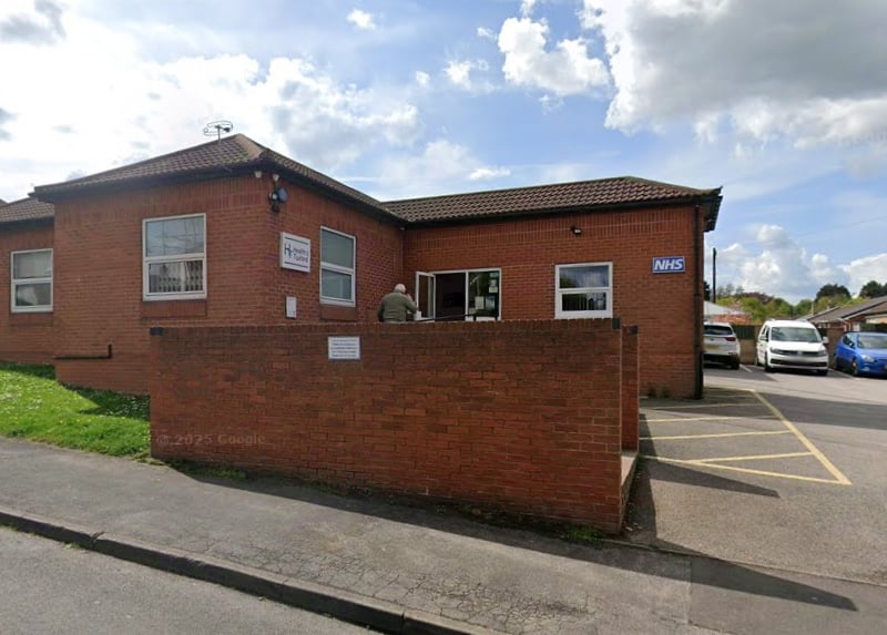 There were 305 survey forms sent out to patients at Tuxford Medical Centre in Newark. The response rate was 38%, with 117 patients rating their overall experience. Of these, 87% said it was very good and 12% said it was fairly good.