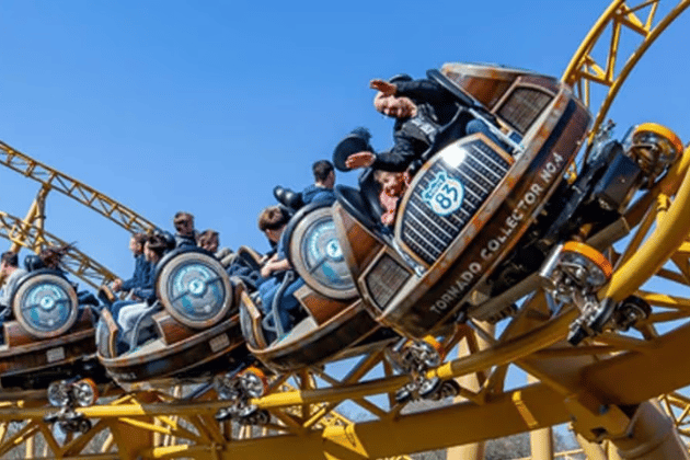 Paultons Park, home to Peppa Pig World, is a highly-rated family theme park in Romsey, renowned for its clean environment, friendly staff, and excellent rides suitable for younger children, alongside attractions for the whole family. 💰 Day Ticket Price: £45.00/Number of Rides: 37