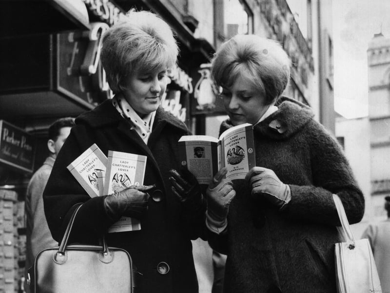 Two women outside a book shop in November 1960 with paperback copies of Lady Chatterley's Lover, by D H Lawrence, after a jury at the Old Bailey decided that it was not obscene