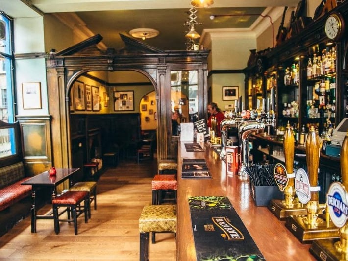 Sandy Bell's is a proper old school pub serving real ale, whiskies and plays host to live folk music.