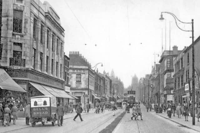 The Moor, Sheffield, some time between 1920 and 1939, with Williams Deacon's Bank and Marks and Spencer to the left