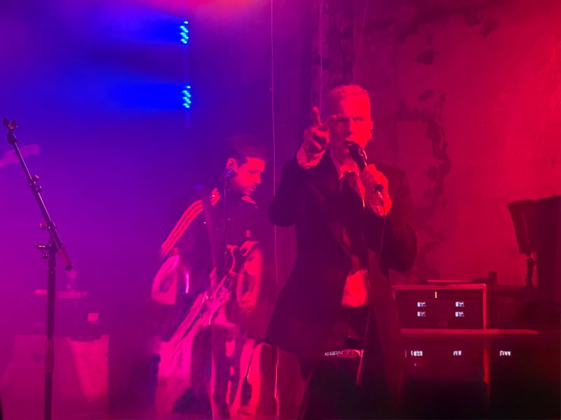 The actor played a 13 song setlist and was on stage for around 75 minutes.