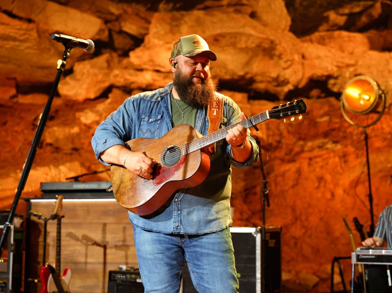 American country music singer-songwriter Larry Fleet will perform at SWG3 Galvanizers on Wednesday,  August 20.