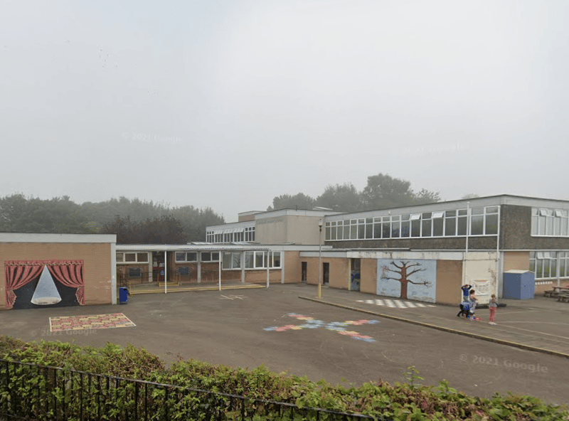This is a village primary school in Aberdour, on the Firth of Forth.
In the 2023/24 academic year, 80-90% of its pupils were achieving at the expected level in writing, while over 90% met the other three skills targets.