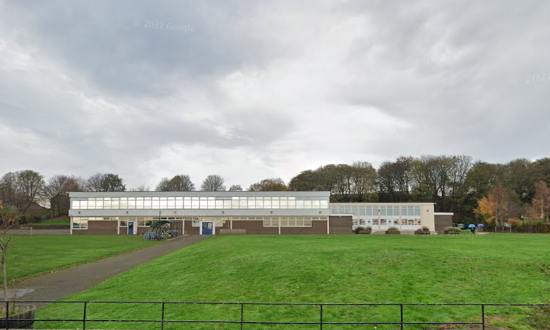 As its name might suggest, this is a primary school in Dalgety Bay.
In the 2023/24 academic year, over 90% of its pupils were achieving at the expected level in listening & talking, while 80-90% met the other three skills targets.