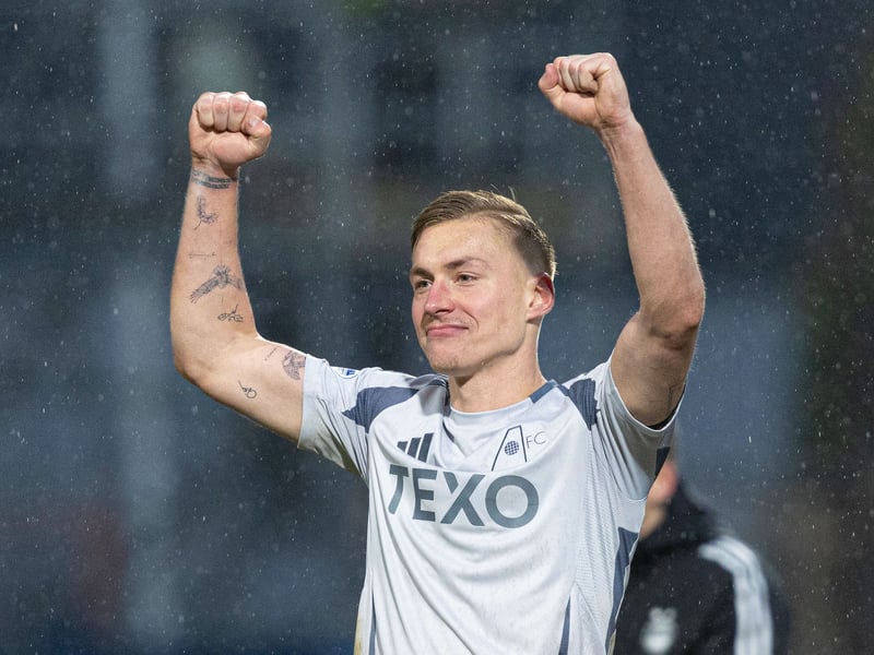 Won't make the game against Rangers, but is targeting a mid-January return after a lengthy injury layoff, as per reports.