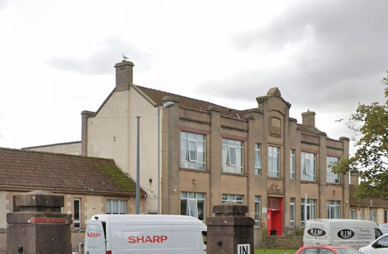 This is a secondary school in North Berwick, East Lothian.
In the 2023/24 school year, it again had 70% of its students attain five or more Highers.