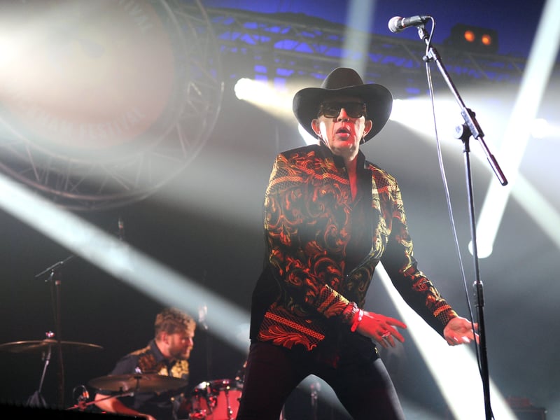 The legendary Alabama 3 are known for their genre-bending sound that blends rock, blues, country, and gospel. Their live shows are a wild, raucous party you won't want to miss. 📍 TV Studio SWG3, 100 Eastvale Pl, Glasgow, G3 8QG