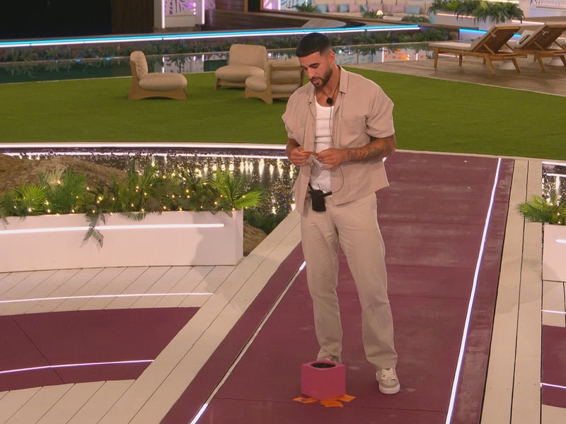 Shea Mannings will not be winning Love Island series 12. He has been dumped from the villa. 