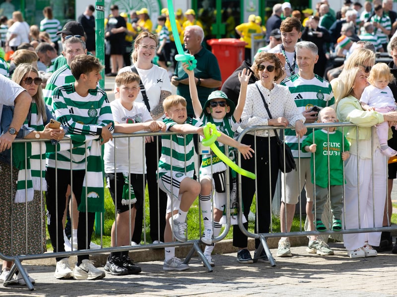 Supporters await the arrival of the first team before the clash with St Mirren.