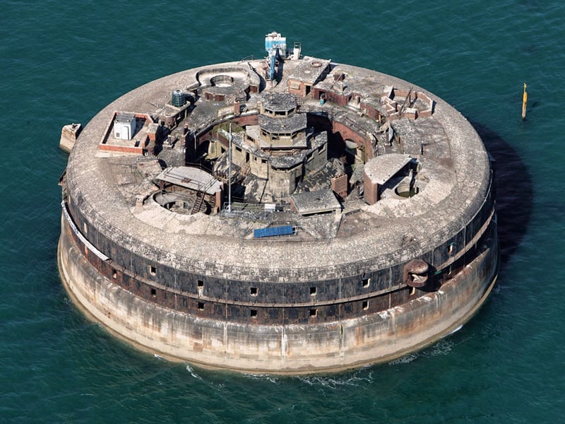 Horse Sand Fort is a circular 19th century Royal Commission sea fort lying in the Solent 3.6km south east of Southsea Castle which was one of a chain of four sea forts in the Solent recommended by the Royal Commission on the Defence of the United Kingdom in 1860 and designed to protect Portsmouth dockyard from seaborne attack. The Fort also was armed during both World Wars. The Fort currently has no sustainable use aside from occasional visitor tours, Historic England has said, and it was sold at auction in 2021.
