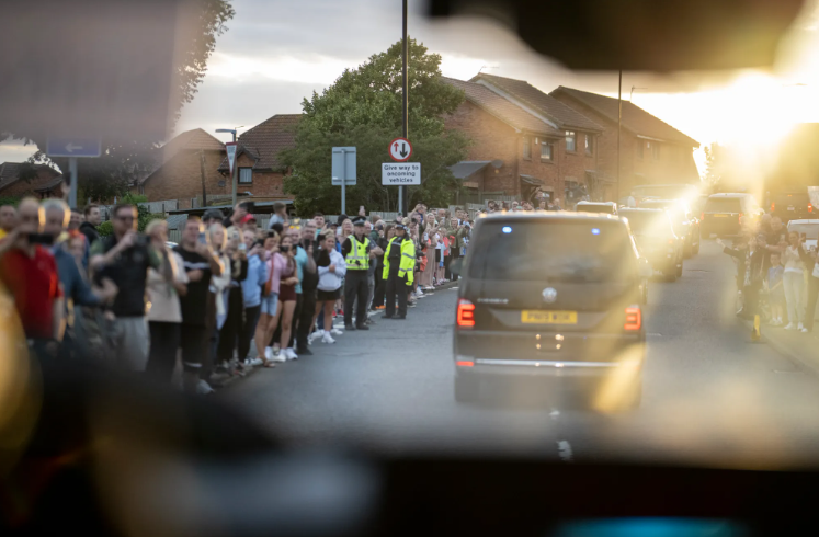 People could be spotted taking pictures as the presidential motorcade headed for Trump's Turnberry resort.