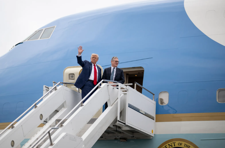 Starmer joined Trump on a visit to his Aberdeenshire golf course. 