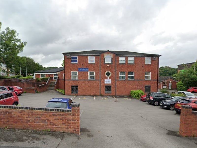 There were 520 survey forms sent out to patients at Craven Road Medical Practice in Woodhouse, Leeds. The response rate was 23%, with 120 patients rating their overall experience. Of these, 73% said it was very good and 16% said it was fairly good.