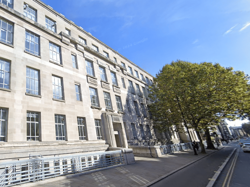 This is a London-based public health university, with an overall worldwide ranking of 118th – tying with yet another UK uni.
U.S. News & World Report gave it an overall score of 68.8 out of 100.