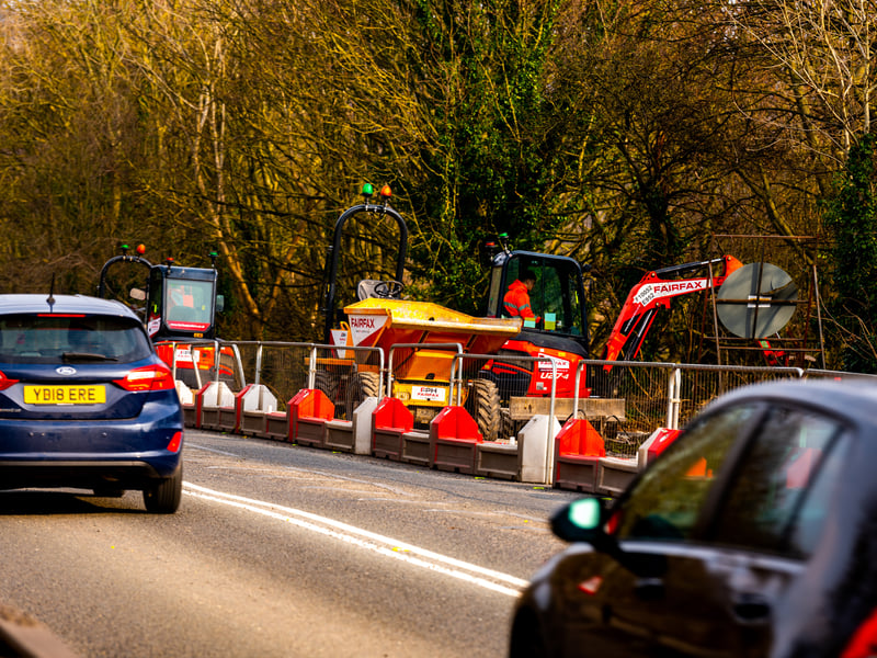 Complete: Long running works to improve the pedestrian and cycle facilities between the two roundabouts along the A6120 Outer Ring Road at Horsforth, linking to the facilities at Fink Hill, were completed earlier this summer in June 2025.